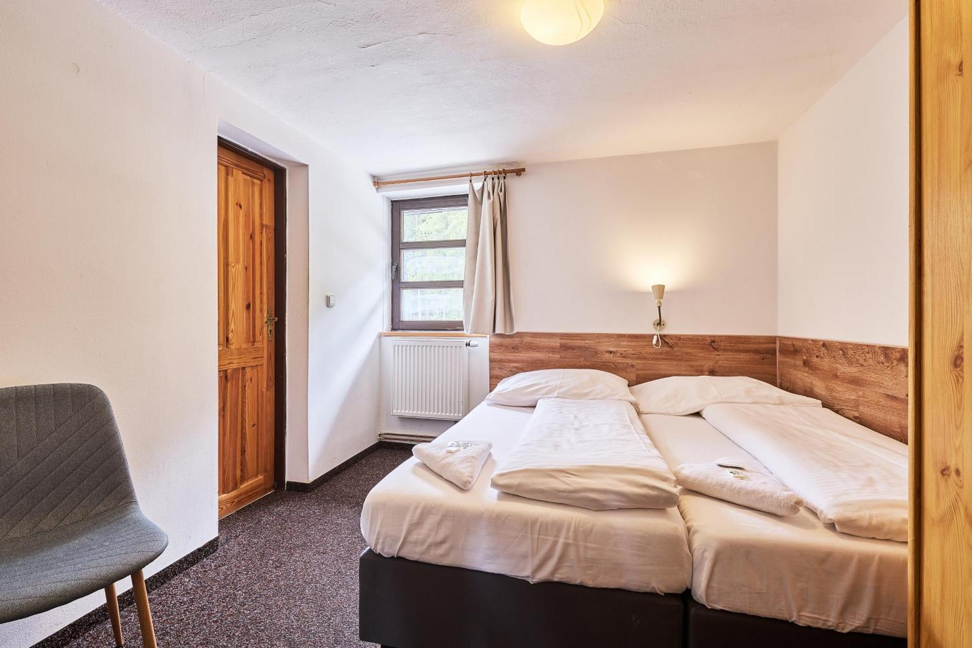 Hotel Modrokamenna Bouda à Janské Lázně Extérieur photo